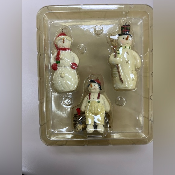 Set of 3 Hallmark Keepsake Snowman Christmas Ornaments. - Picture 2 of 11
